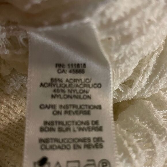 Michael Kors Lightweight Sweater, size Large - Picture 6 of 6